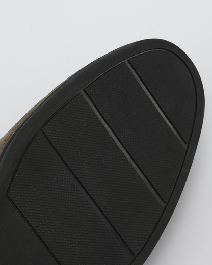 Premium Wildleder-Loafer – Schwarze Sohlen